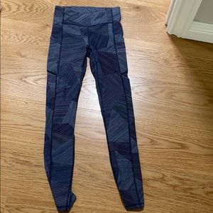 LULULEMON LEGGINGS!!!